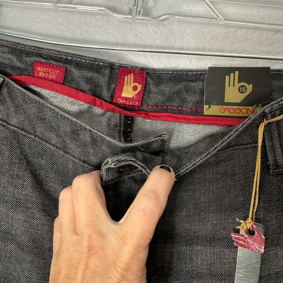 NWT Sasson ⭐️ Stardust Vintage 90’s Jeans With Rhinestones & Embroidery.  S-16. - Picture 14 of 14